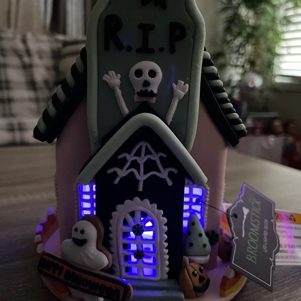 Halloween Haunted House LED lighted Party Decoration